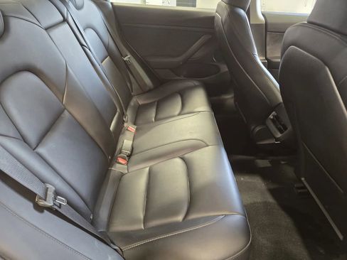 Used 2023 Tesla Model 3 Standard Range RWD image 9