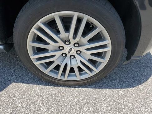 Used 2023 Ford Expedition Limited RWD image 7