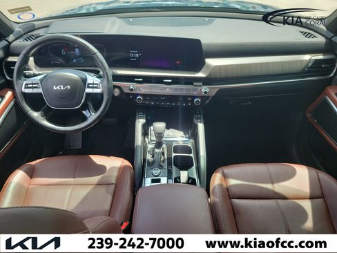 Certified 2023 Kia Telluride EX w/ EX Captain's Chair Package AWD/4WD image 16