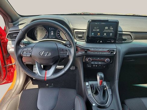 Used 2020 Hyundai Veloster Turbo FWD image 10