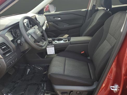 New 2026 Nissan Rogue SV image 5