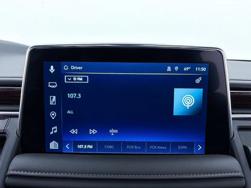 Used 2024 Chevrolet Suburban High Country AWD/4WD image 41
