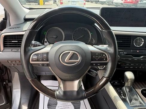 Used 2018 Lexus RX 350L Luxury w/ Accessory Package FWD image 15