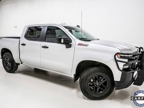 Used 2020 Chevrolet Silverado 1500 LT Trail Boss image 8