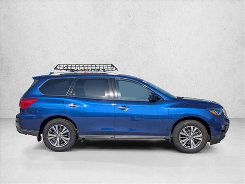 Used 2019 Nissan Pathfinder S image 4