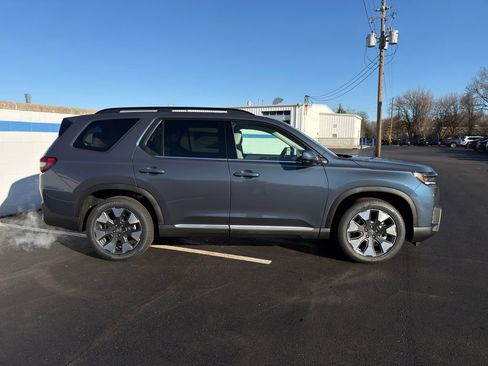 New 2026 Honda Pilot Touring image 6