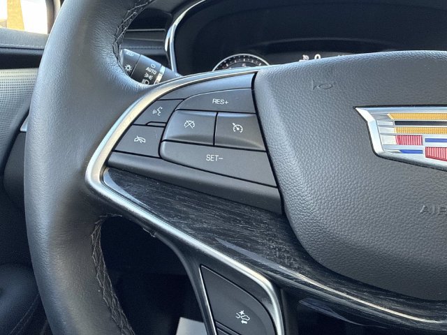 Certified 2024 Cadillac XT5 Premium Luxury w/ LPO, Floor Liner Package AWD/4WD image 39