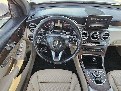 Used 2018 Mercedes-Benz GLC 300 image 23