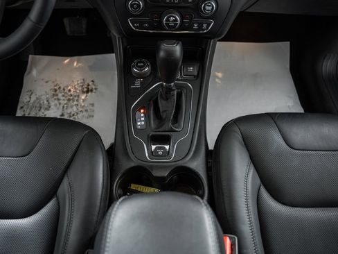 Used 2021 Jeep Cherokee Latitude Lux w/ Sun & Sound Group image 28