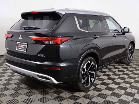 New 2025 Mitsubishi Outlander SEL image 15