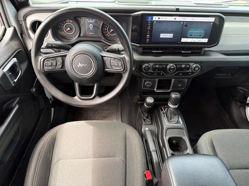 Used 2024 Jeep Gladiator Sport AWD/4WD image 35