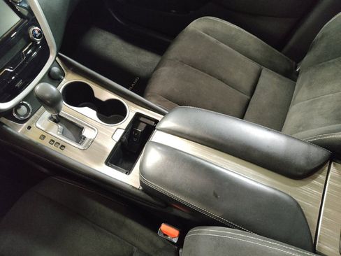 Used 2015 Nissan Murano S w/ Navigation Package AWD/4WD image 26
