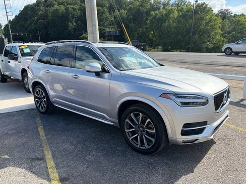 Used 2019 Volvo XC90 T6 Momentum w/ Protection Package Premier AWD/4WD image 3