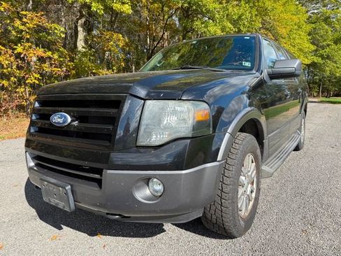 Used 2011 Ford Expedition EL XLT w/ 203A Rapid Spec Order Code image 1