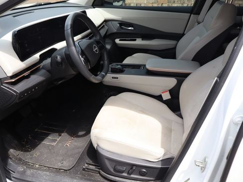 Used 2024 Nissan Ariya FWD image 15