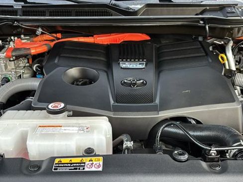 Used 2025 Toyota Sequoia SR5 w/ SR5 Premium Package image 34