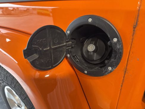 Used 2013 Jeep Wrangler Unlimited Sahara w/ Trailer Tow Group image 7