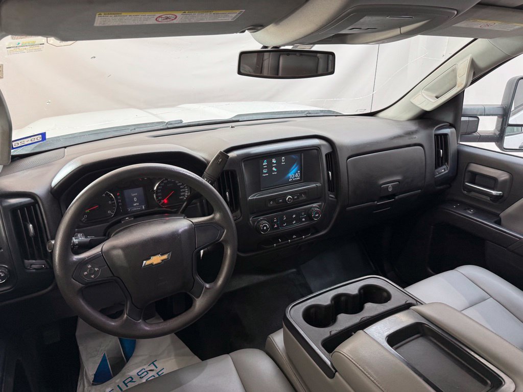 Used 2019 Chevrolet Silverado 2500 W/T RWD image 10
