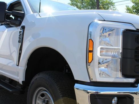 New 2026 Ford F250 XL w/ XL Chrome Package AWD/4WD image 19