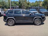 Used 2021 Jeep Cherokee Trailhawk image 4