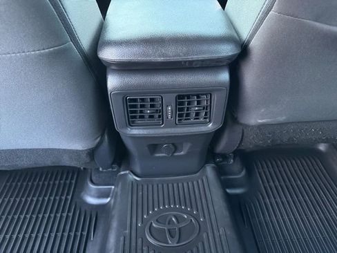 Certified 2022 Toyota RAV4 LE image 15