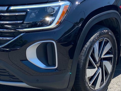 Certified 2024 Volkswagen Atlas SE AWD/4WD image 2