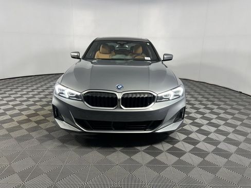 Used 2024 BMW 330e image 9