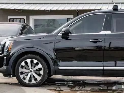 Used 2021 Kia Telluride S image 17
