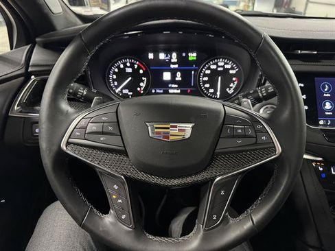 Certified 2026 Cadillac XT5 Sportv w/ LPO, Floor Liner Package AWD/4WD image 19