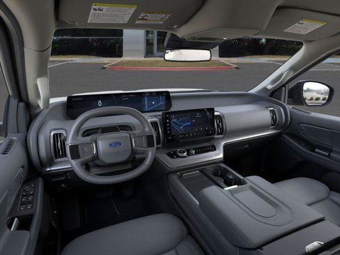 New 2026 Ford Expedition Max Active RWD image 9