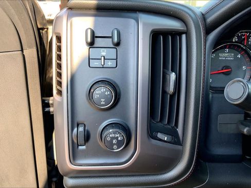 Used 2015 GMC Sierra 1500 SLT AWD/4WD image 32
