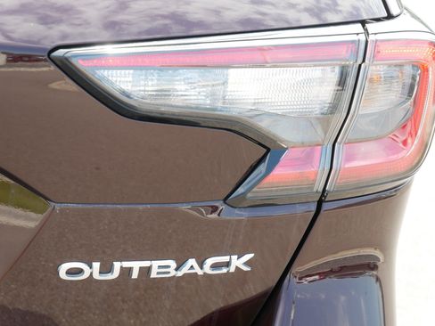 Certified 2025 Subaru Outback Limited AWD/4WD image 17