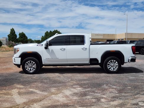 Used 2021 GMC Sierra 2500 Denali w/ Denali Ultimate Package AWD/4WD image 2