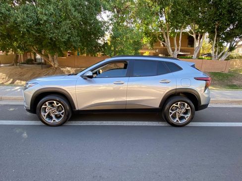 Used 2025 Chevrolet Trax LT w/ Driver Confidence Package image 72