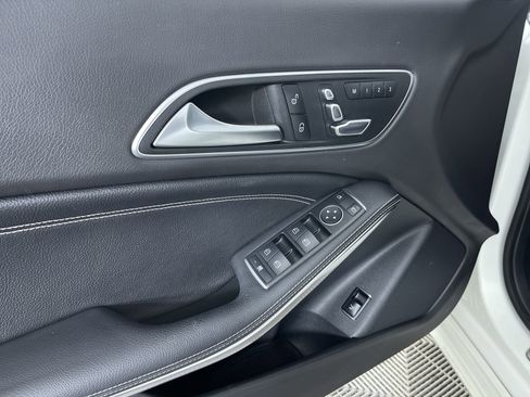 Used 2018 Mercedes-Benz CLA 250 4MATIC image 15