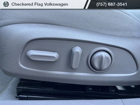 Used 2023 Chevrolet Malibu LS image 22