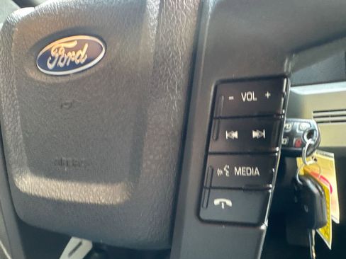 Used 2012 Ford F150 Raptor w/ Raptor Luxury Pkg image 31