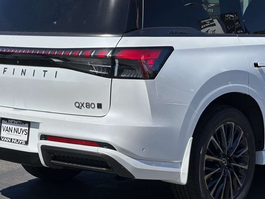New 2027 INFINITI QX80 Autograph w/ Premium Cargo Package AWD/4WD image 8