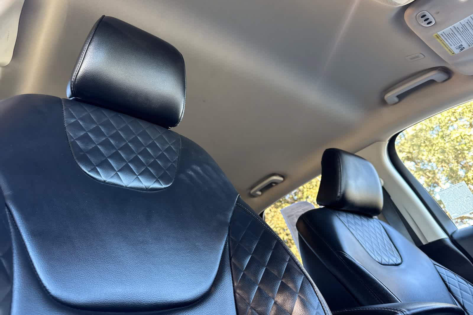 Used 2023 Ford Edge Titanium AWD/4WD image 17