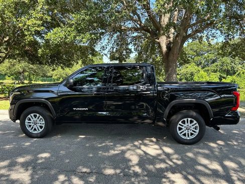 Used 2026 Toyota Tundra SR5 AWD/4WD image 3