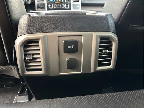 Used 2016 Ford F150 Lariat w/ Equipment Group 502A Luxury AWD/4WD image 25
