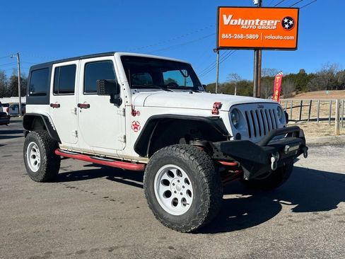 Used 2017 Jeep Wrangler Unlimited Sport AWD/4WD image 1