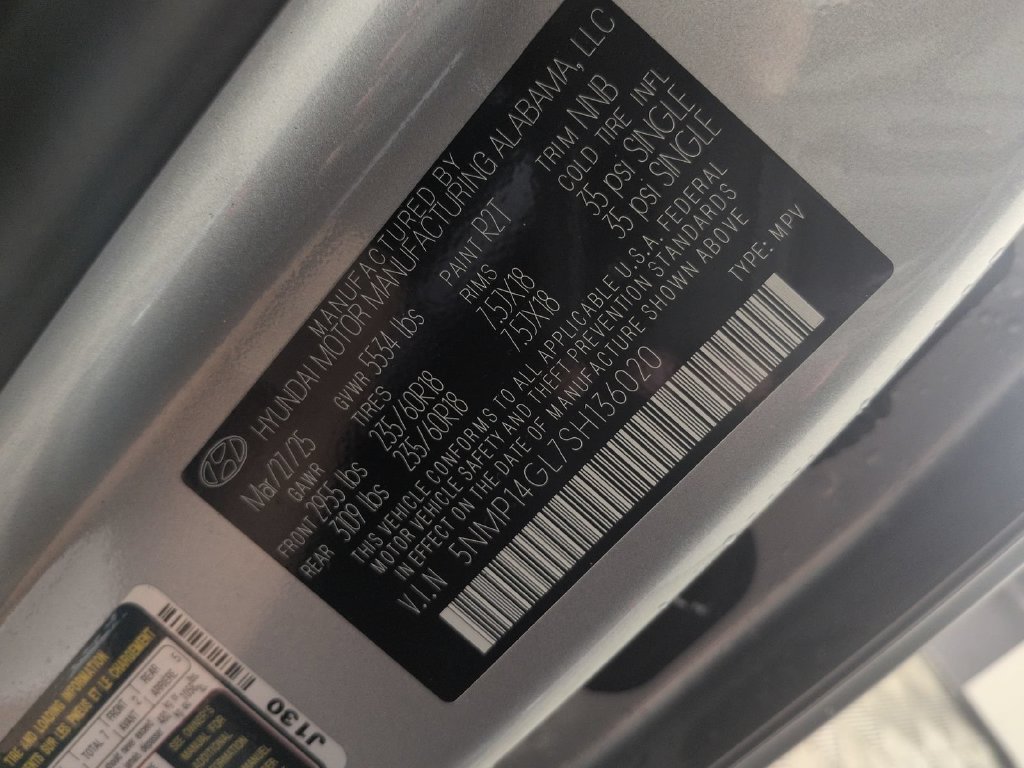 Used 2025 Hyundai Santa Fe SE FWD image 47