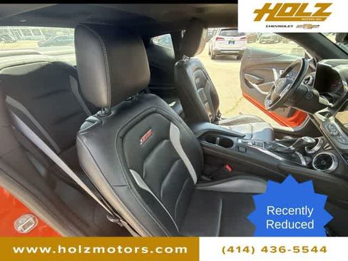 Used 2019 Chevrolet Camaro SS RWD image 28