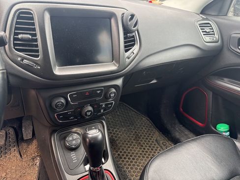 Used 2018 Jeep Compass Trailhawk w/ Leather Interior Group image 13