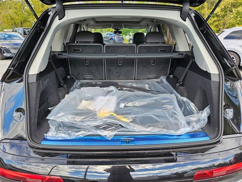 New 2025 Audi Q7 3.0T Premium Plus image 23