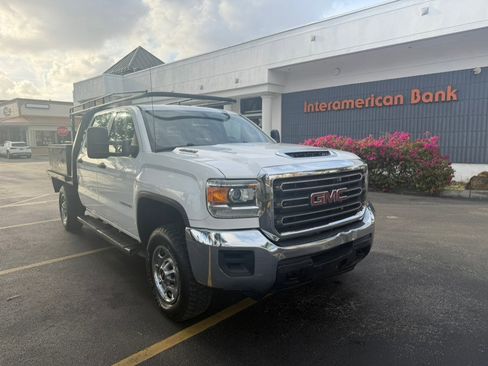 Used 2019 GMC Sierra 2500 4x4 Crew Cab image 1