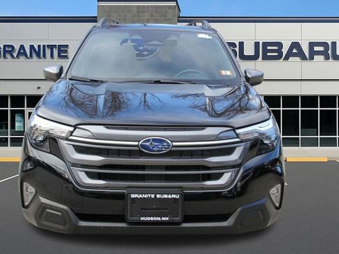 Certified 2025 Subaru Forester Premium image 5