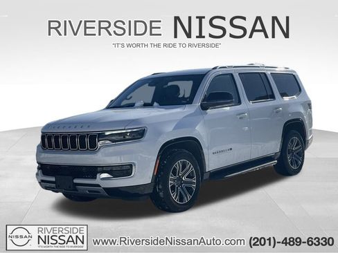 Used 2024 Jeep Wagoneer Series II image 1