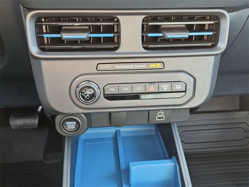 New 2025 Ford Maverick XLT w/ Equipment Group 301A image 20